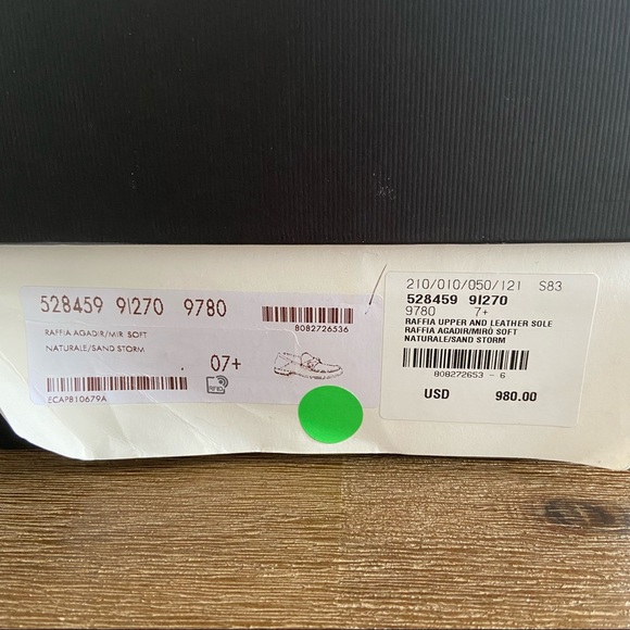 Gucci raffia agadir leather loafers - Picture 11 of 13